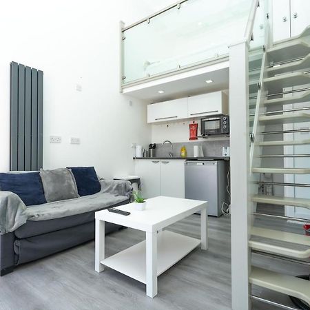 Apartmán Modern & Stylish Studio In Reading Centre Exteriér fotografie